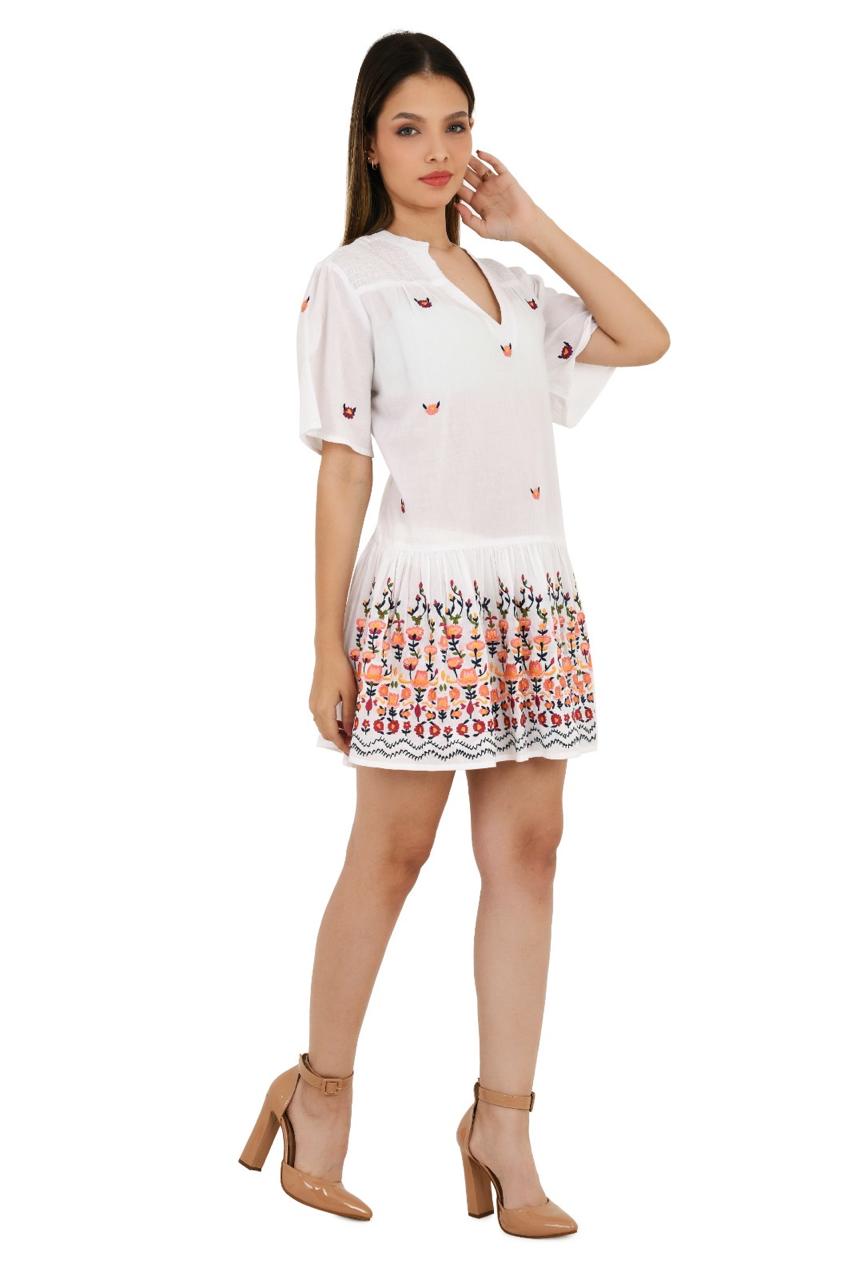 Embroidery White & Pink