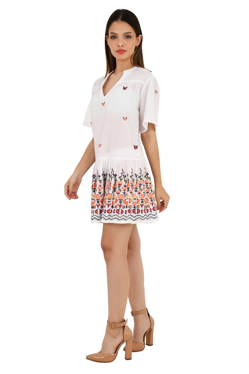 Embroidery White & Pink